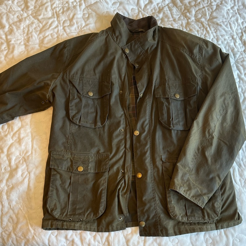 Barbour Olive Green Waxed Field Jacket with Four Pockets